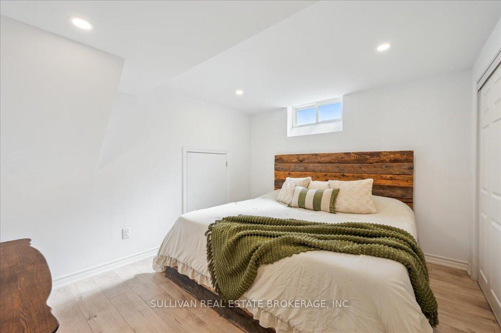 Photo 39 of 192 Dimson Avenue, Guelph, Kortright East — HOMEH