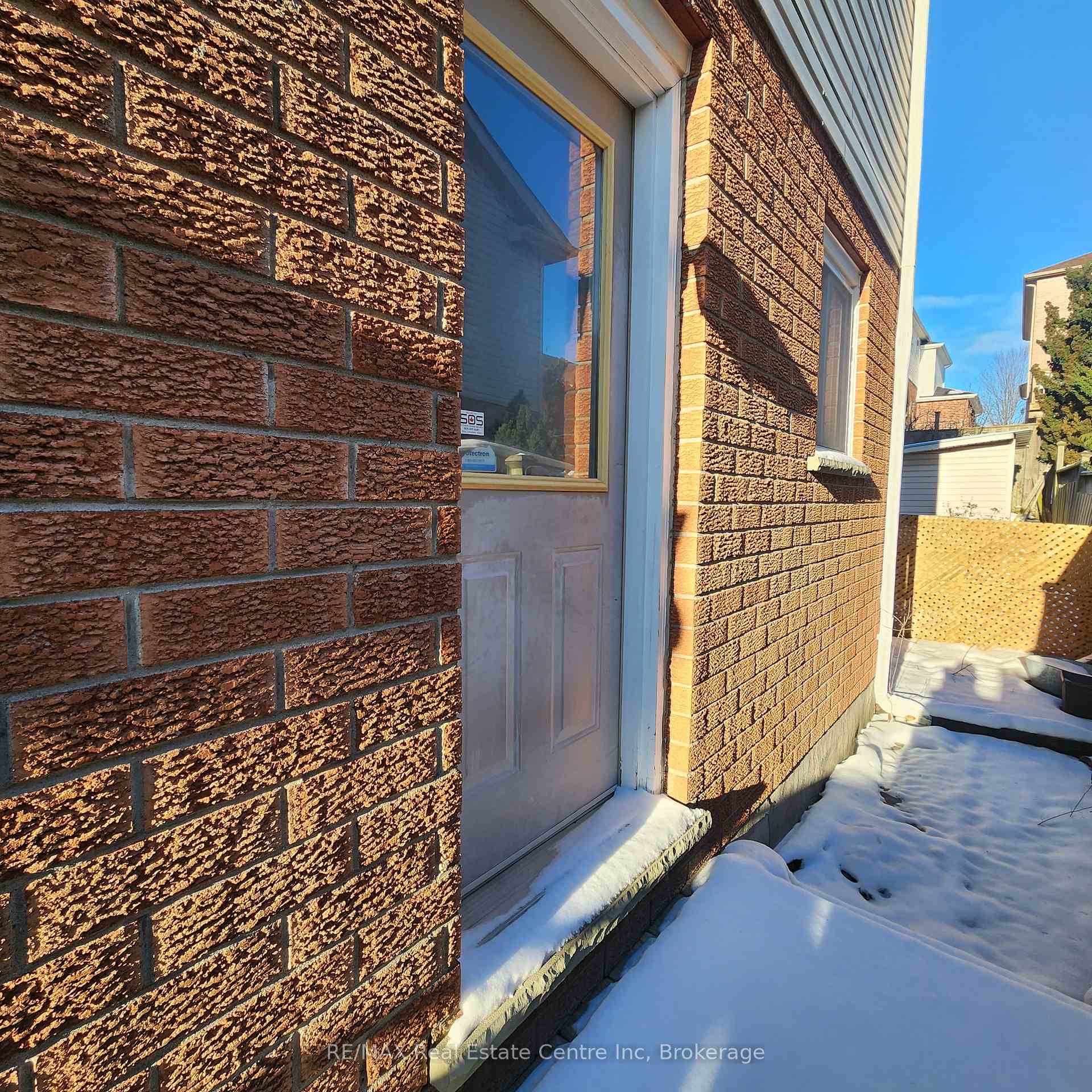 Photo 3 of Unit #Bsmt, 427 Starwood Drive, Guelph, Grange Road — HOMEH