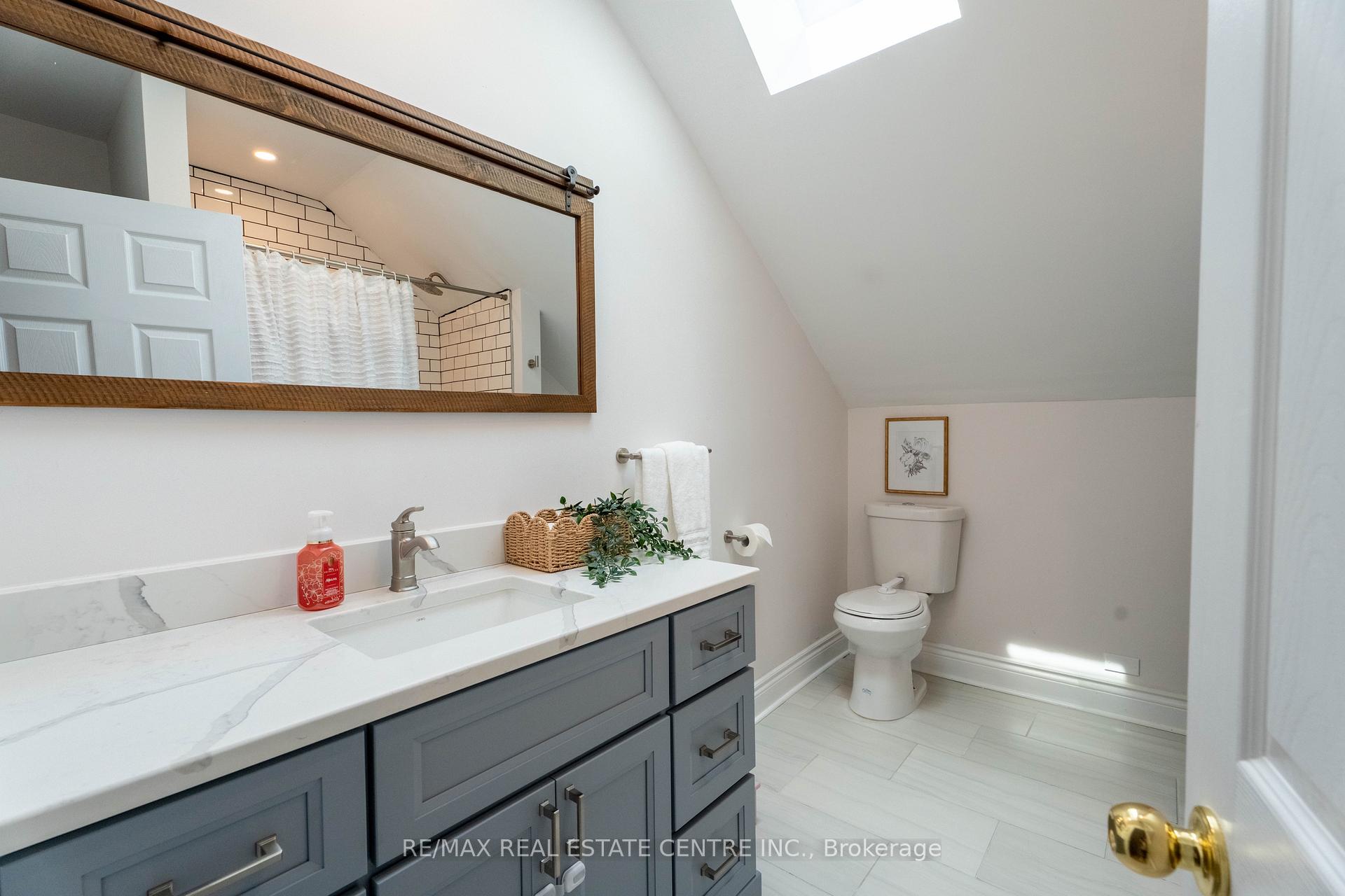Photo 33 of 50 Lorne Street, Caledon, Inglewood — HOMEH