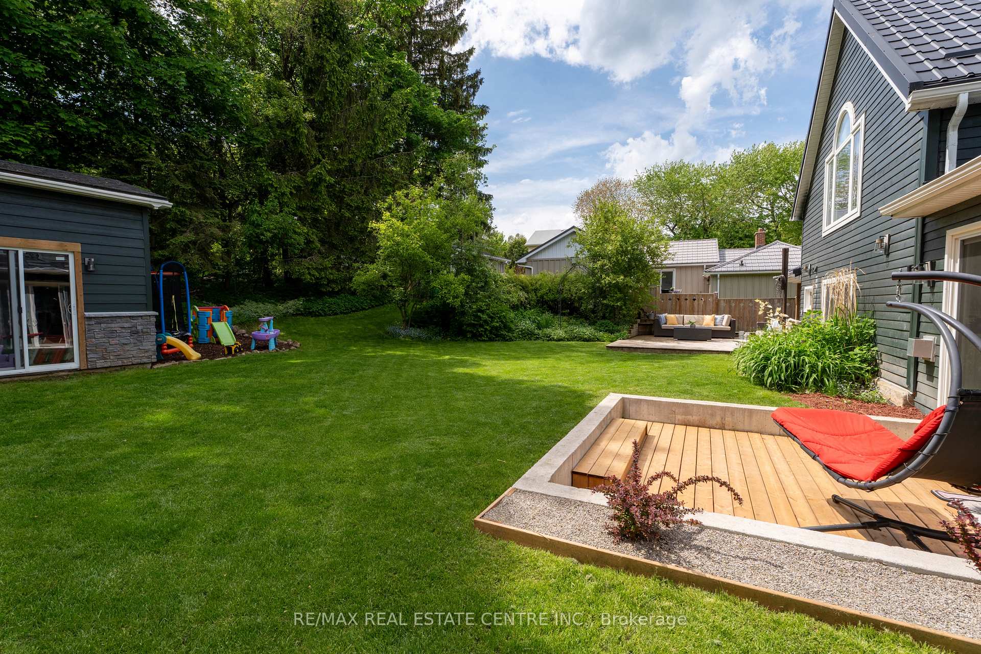 Photo 35 of 50 Lorne Street, Caledon, Inglewood — HOMEH