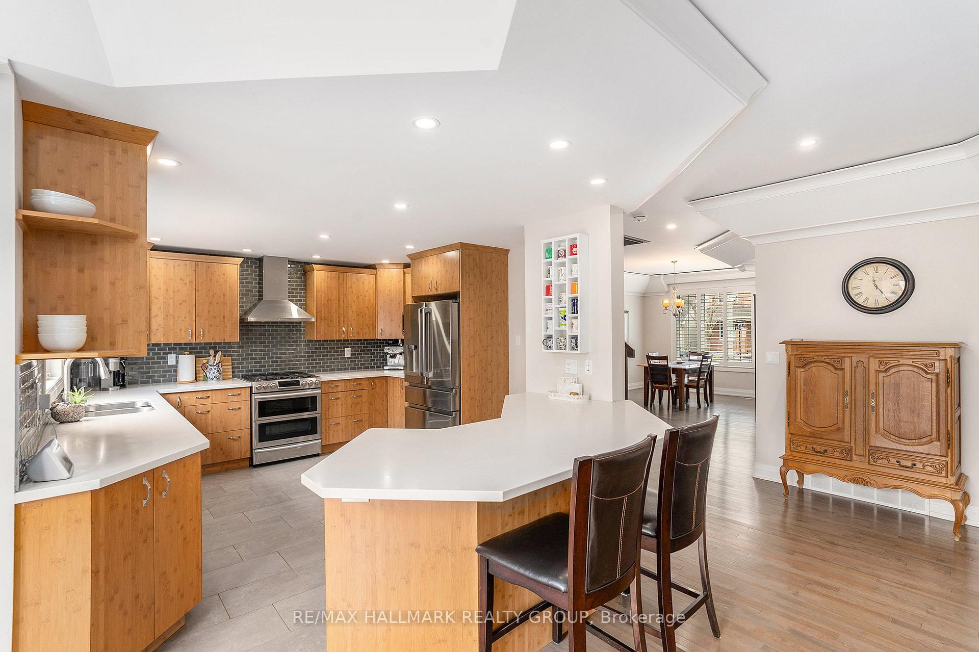 Photo 17 of 19 Westwinds Place, Ottawa, Barrhaven East — HOMEH