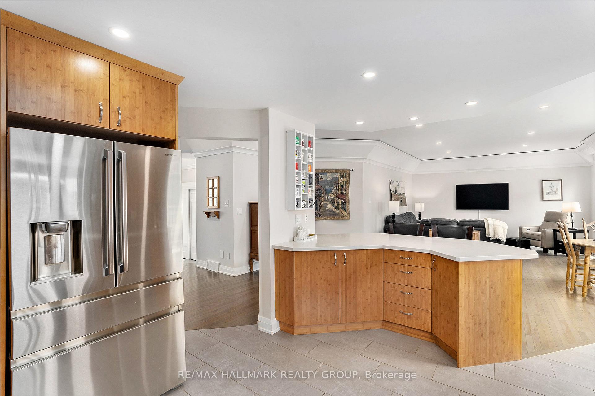 Photo 21 of 19 Westwinds Place, Ottawa, Barrhaven East — HOMEH