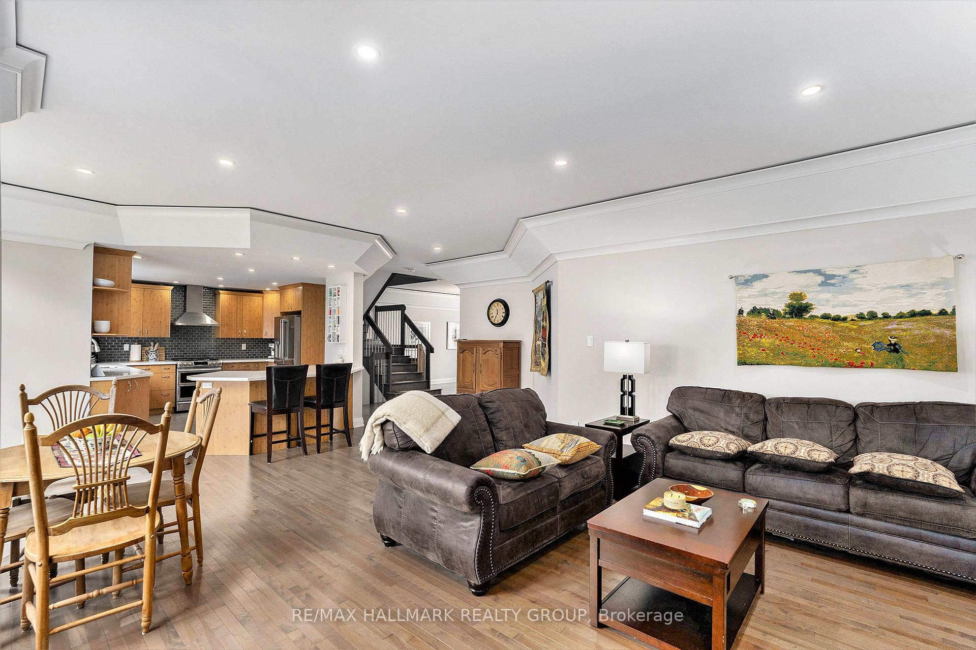 Photo 23 of 19 Westwinds Place, Ottawa, Barrhaven East — HOMEH