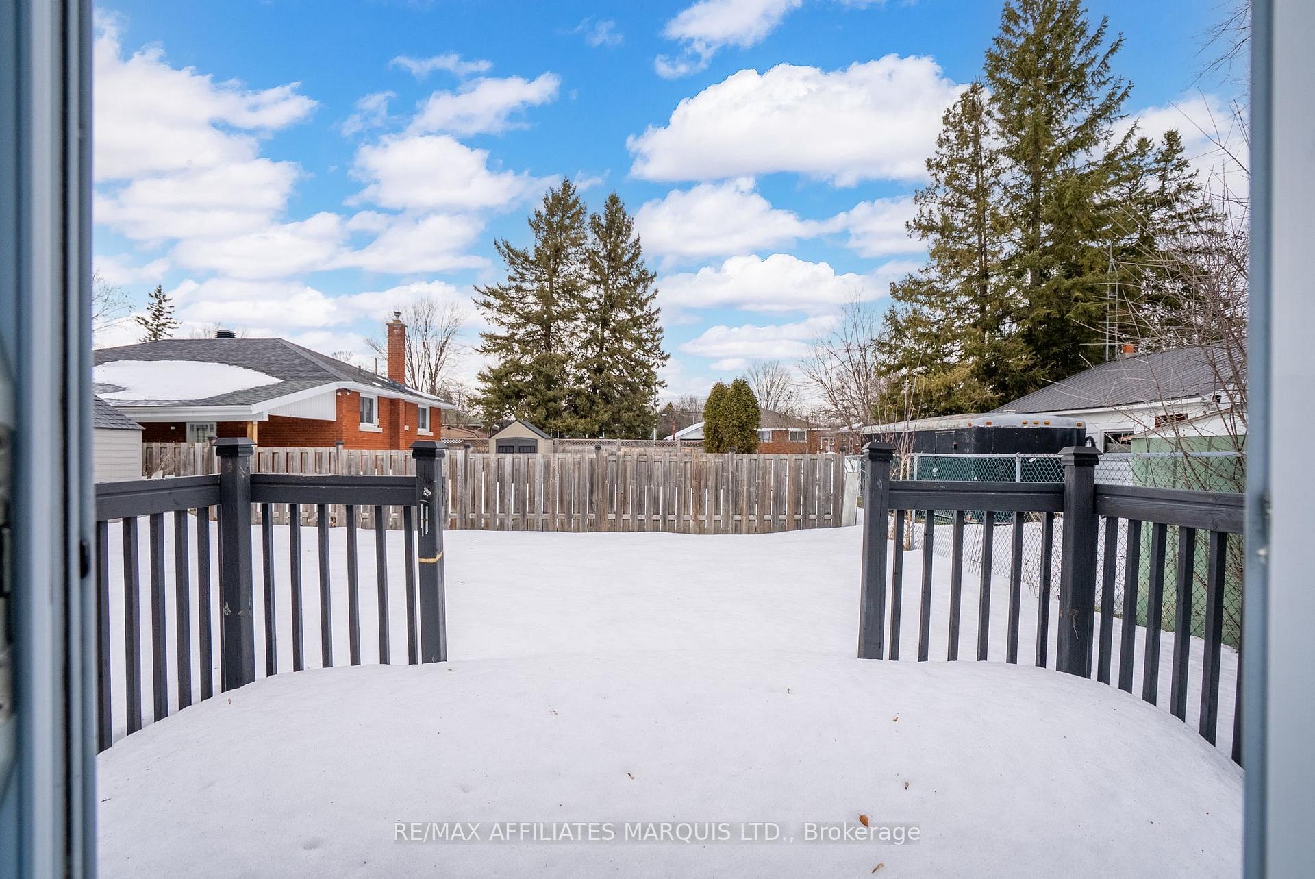 Photo 30 of 1217 Osborne Avenue, Cornwall — HOMEH