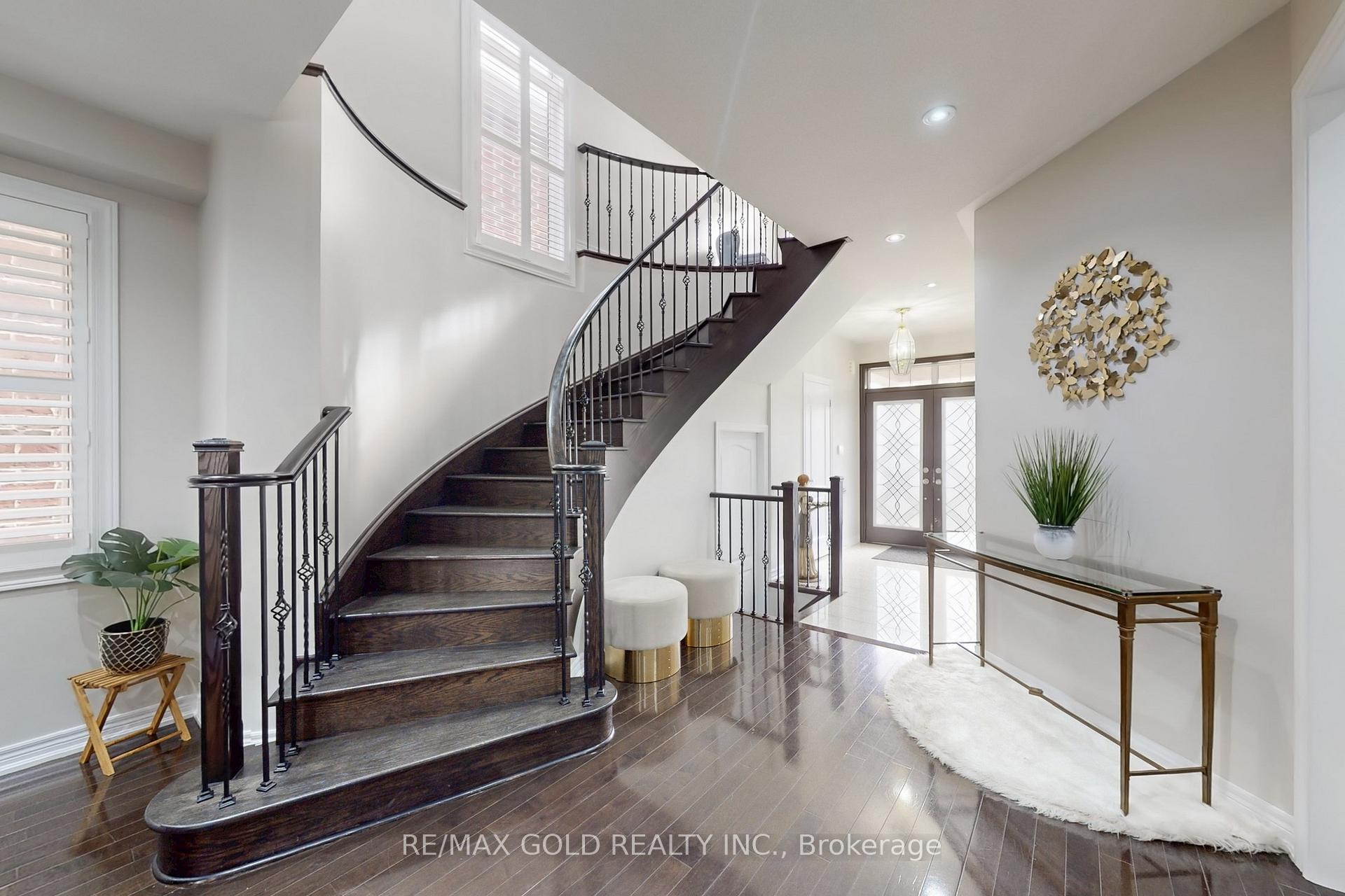Photo 7 of 16 Ricardo Road, Brampton, Vales of Castlemore — HOMEH