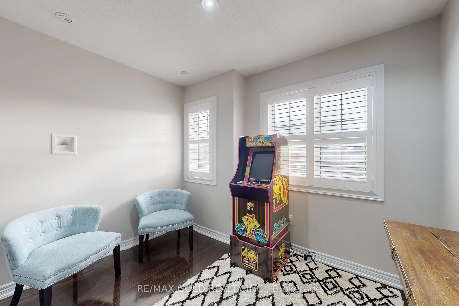 Photo 24 of 16 Ricardo Road, Brampton, Vales of Castlemore — HOMEH