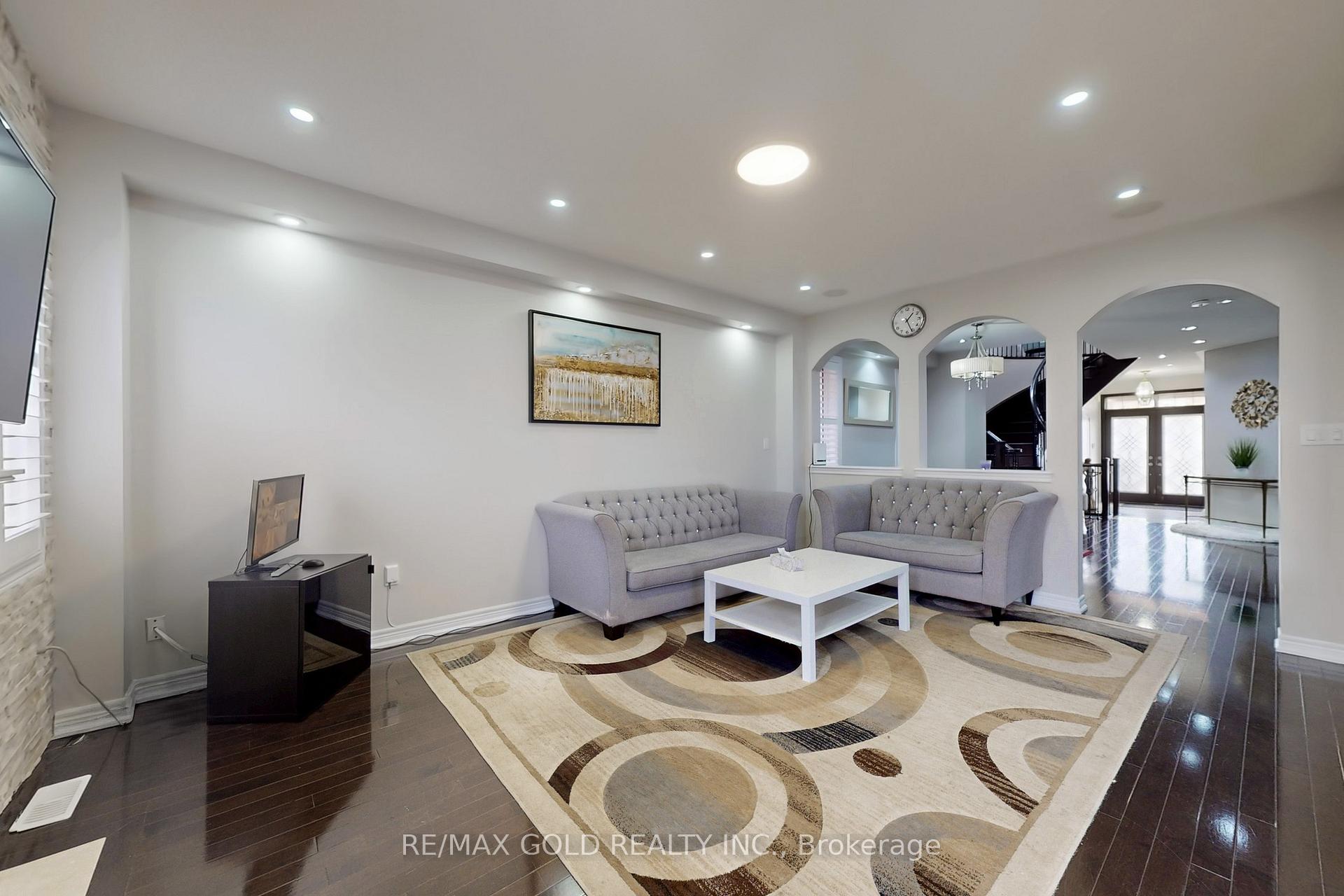 Photo 27 of 16 Ricardo Road, Brampton, Vales of Castlemore — HOMEH
