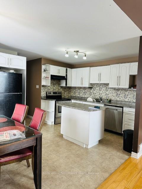 Photo 4 of 341 Emma Avenue, Cornwall — HOMEH