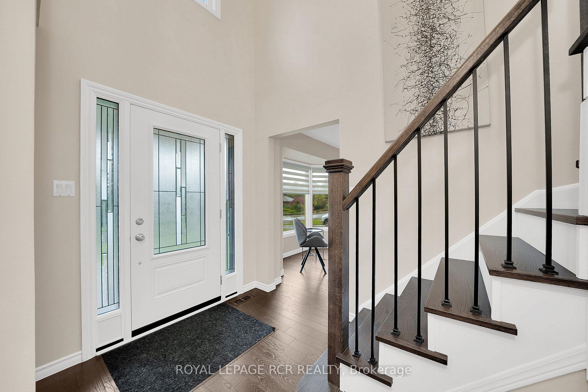 Photo 3 of 15 Brawton Drive, Caledon, Palgrave — HOMEH