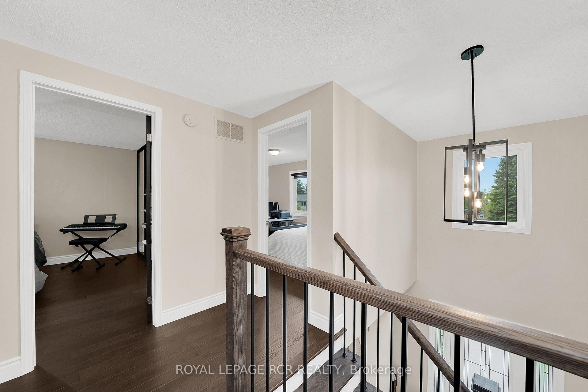 Photo 20 of 15 Brawton Drive, Caledon, Palgrave — HOMEH