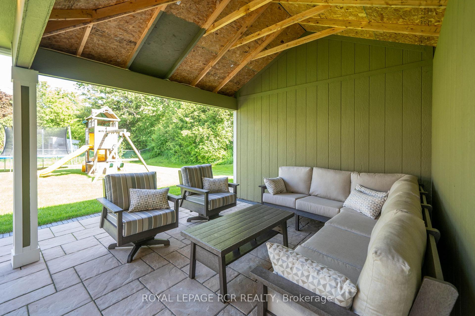 Photo 41 of 15 Brawton Drive, Caledon, Palgrave — HOMEH