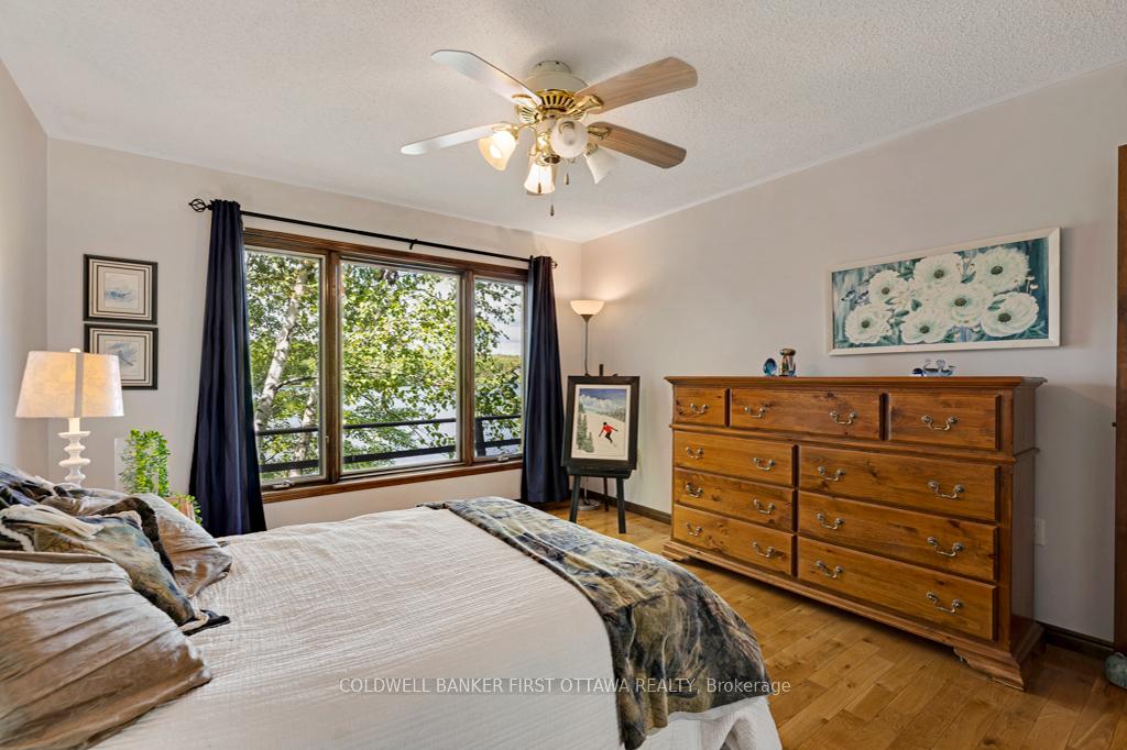Photo 20 of 1031 Shanny Bear Lane, Frontenac, Frontenac South — HOMEH
