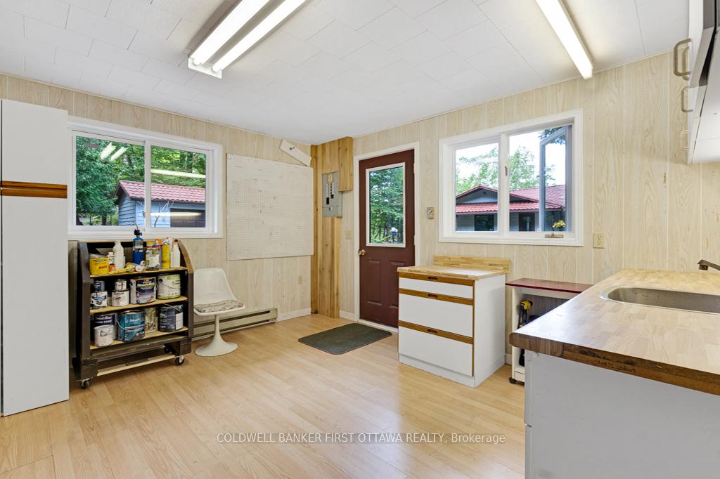 Photo 30 of 1031 Shanny Bear Lane, Frontenac, Frontenac South — HOMEH