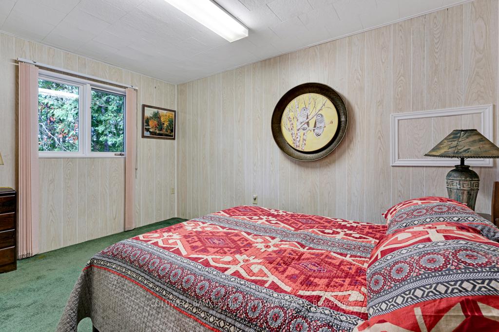 Photo 32 of 1031 Shanny Bear Lane, Frontenac, Frontenac South — HOMEH