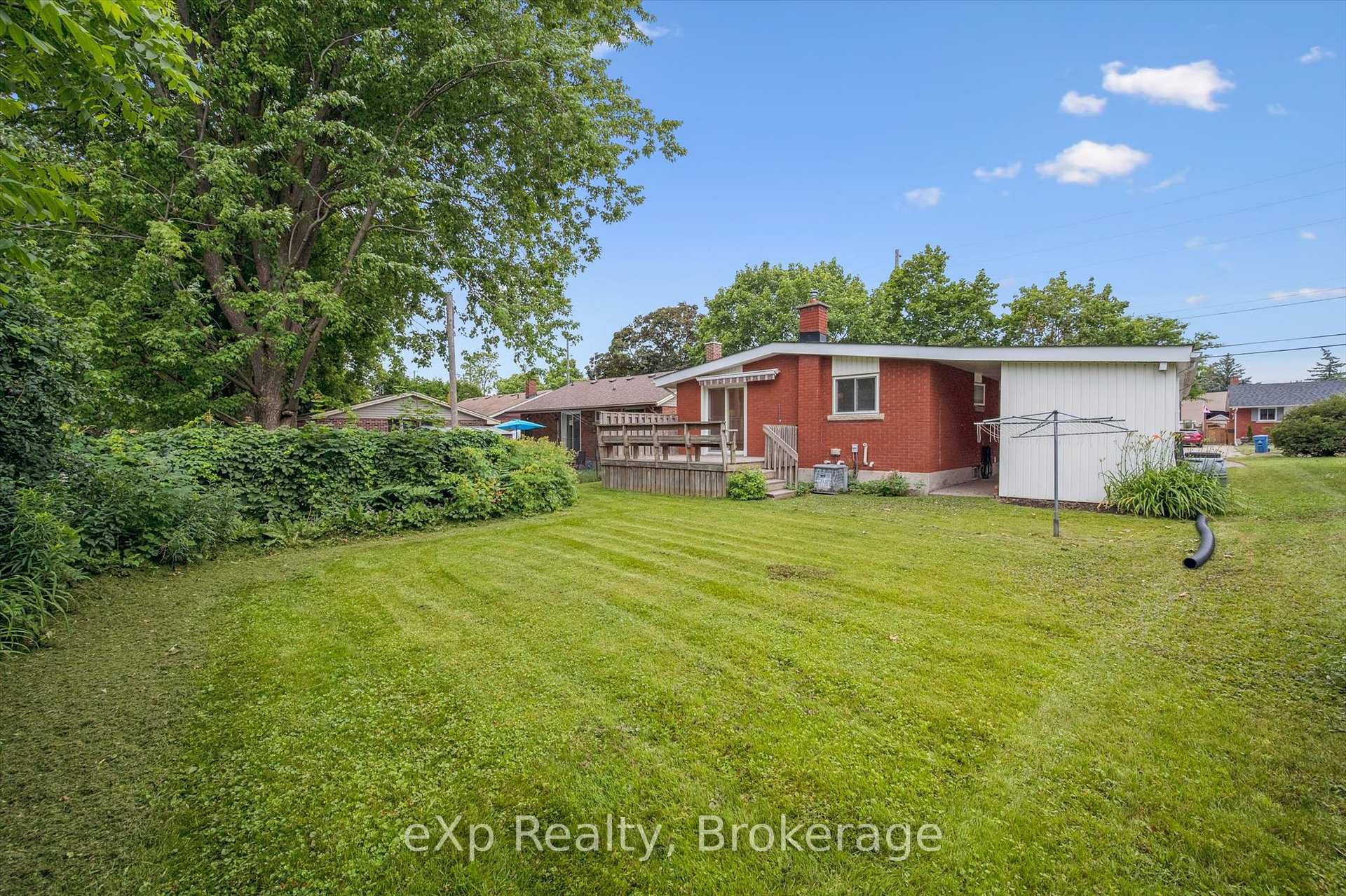 Photo 14 of 15 Balsam Drive, Guelph, General Hospital — HOMEH
