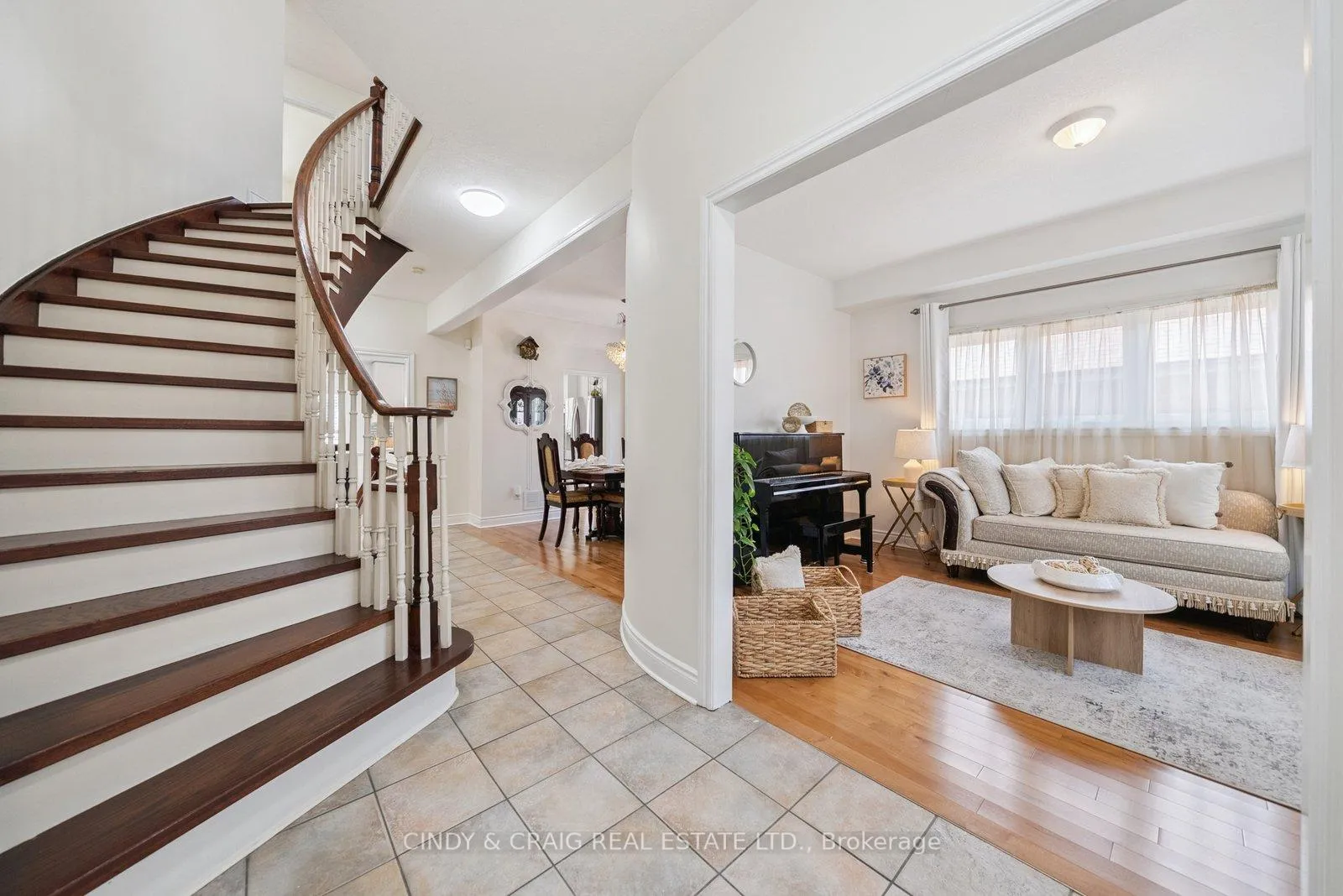 Photo 2 of 2504 Prestonvale Road, Clarington, Courtice — HOMEH