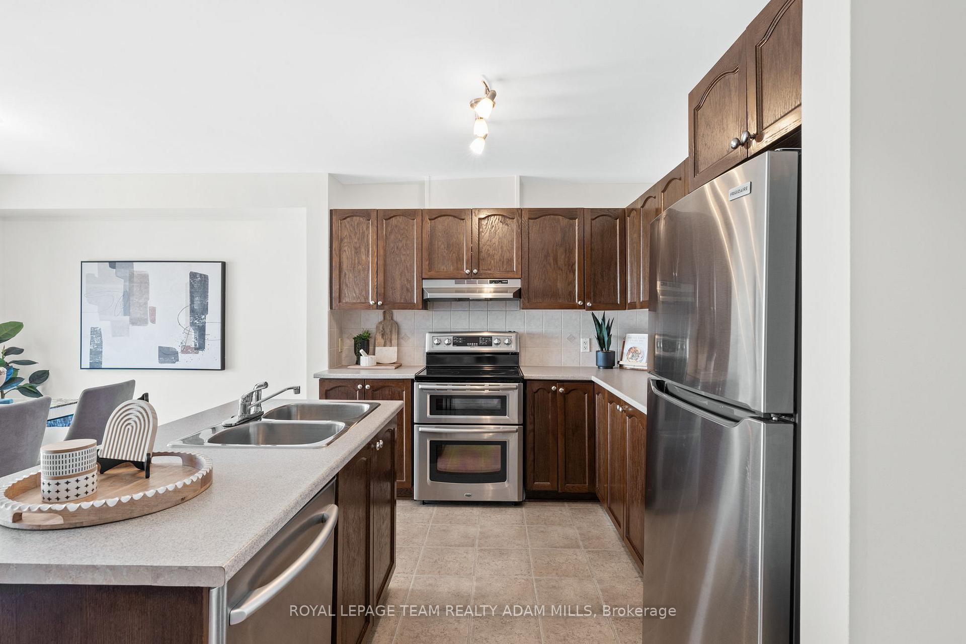 Photo 14 of 462 Paul Metivier Drive, Ottawa, Barrhaven - Strandherd — HOMEH