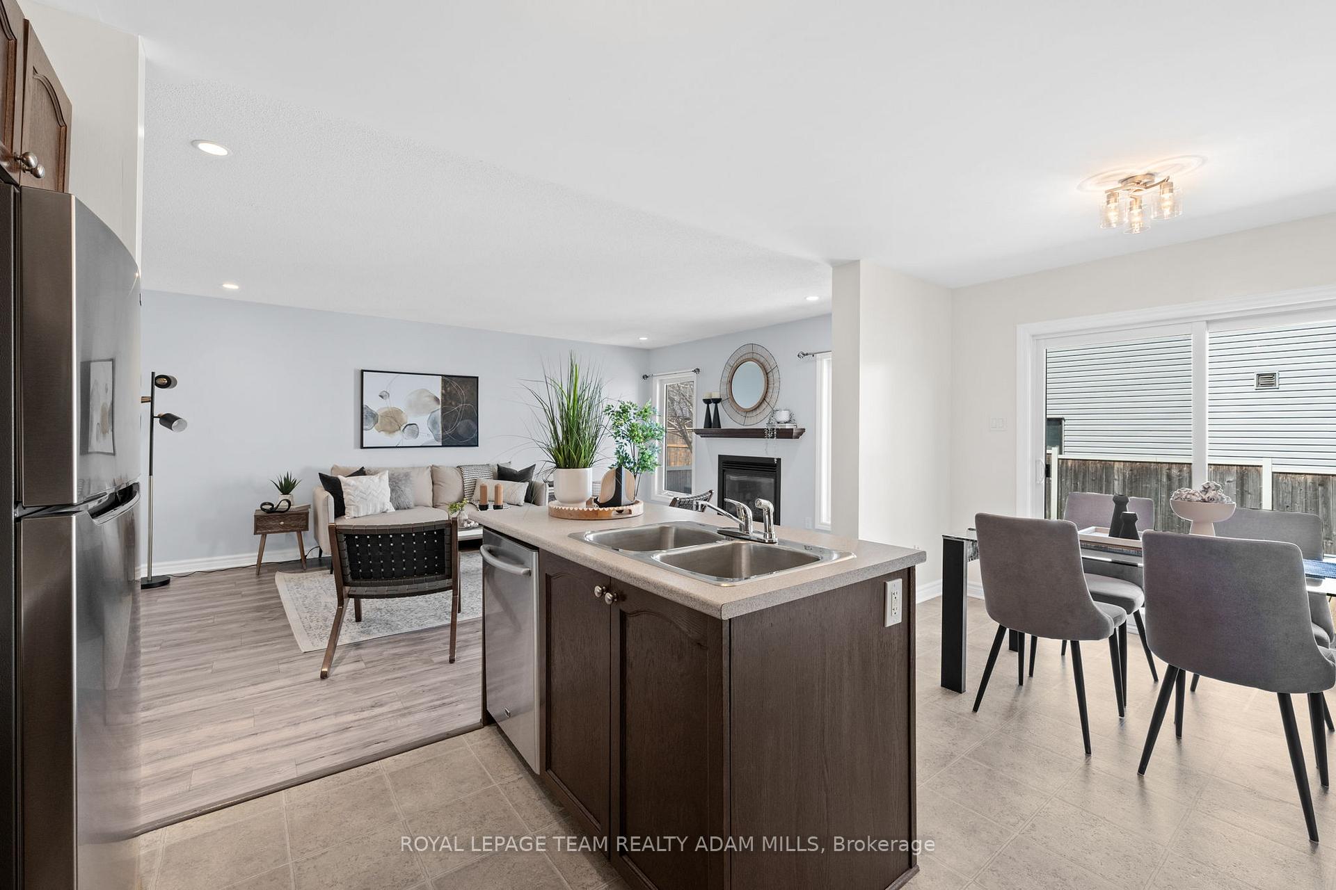 Photo 15 of 462 Paul Metivier Drive, Ottawa, Barrhaven - Strandherd — HOMEH