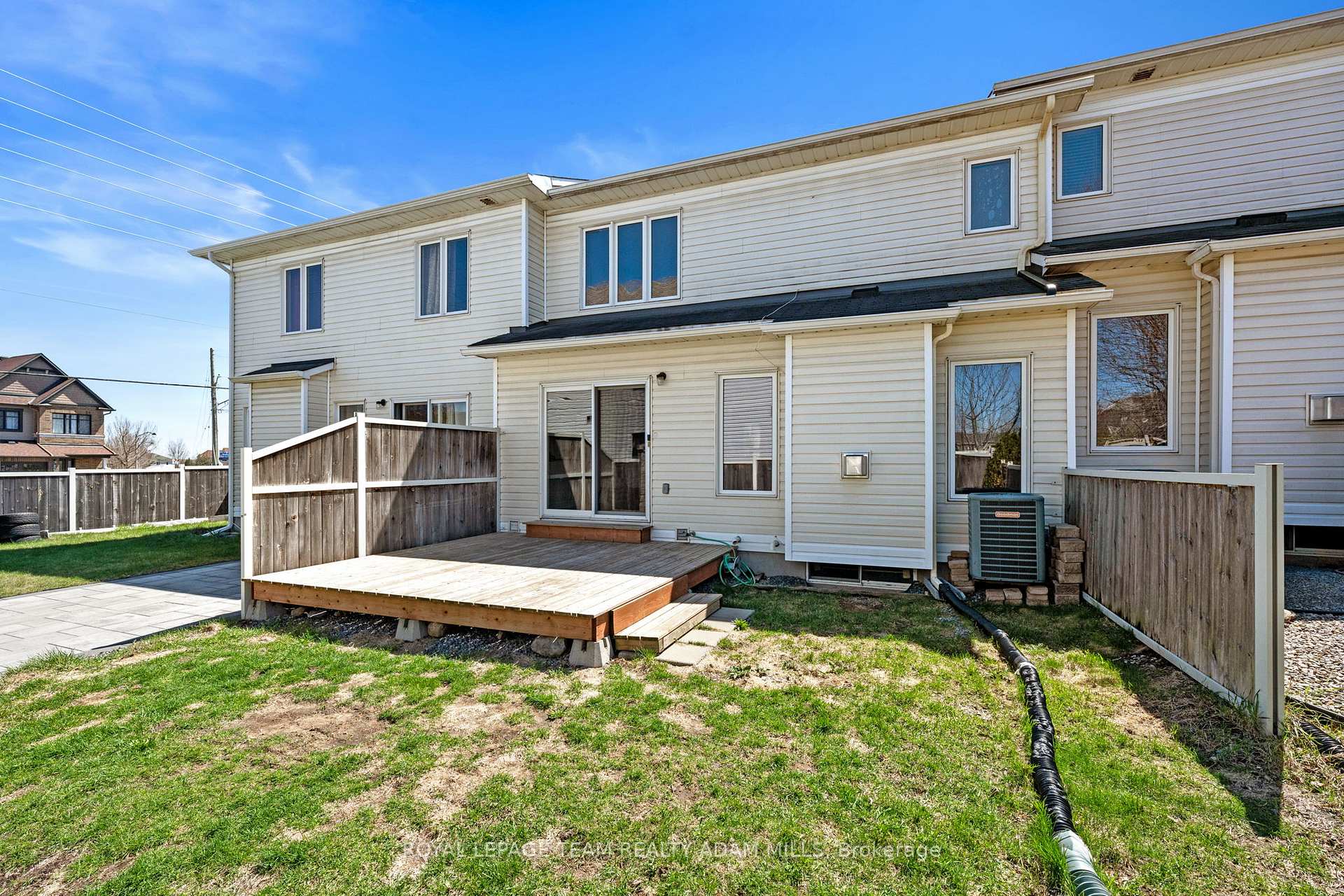 Photo 31 of 462 Paul Metivier Drive, Ottawa, Barrhaven - Strandherd — HOMEH