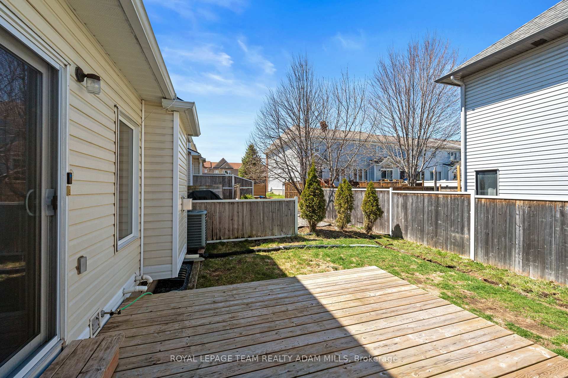 Photo 32 of 462 Paul Metivier Drive, Ottawa, Barrhaven - Strandherd — HOMEH