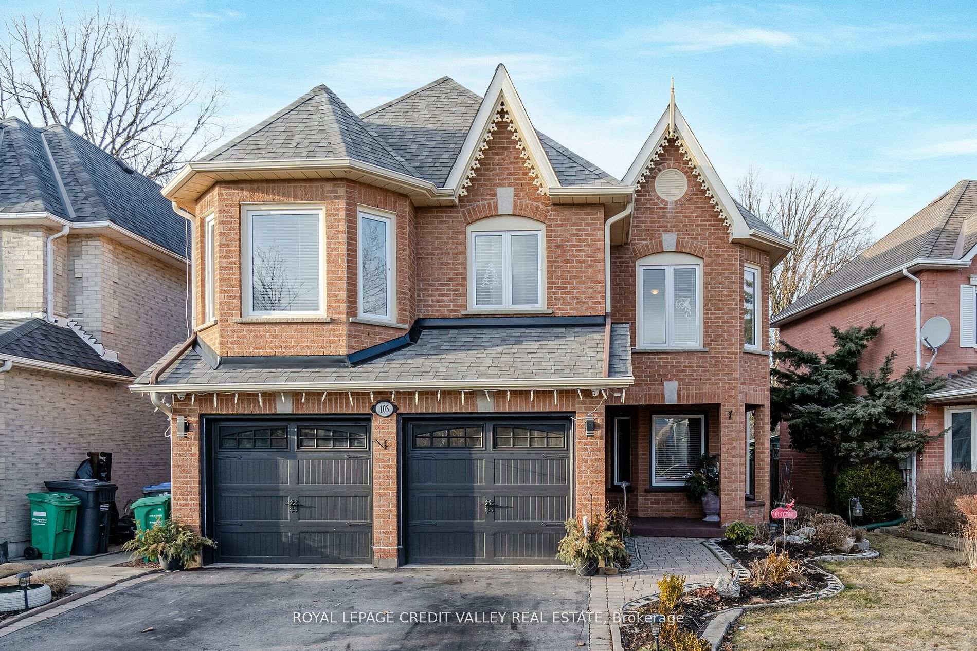 Front of 103 Vivians Crescent