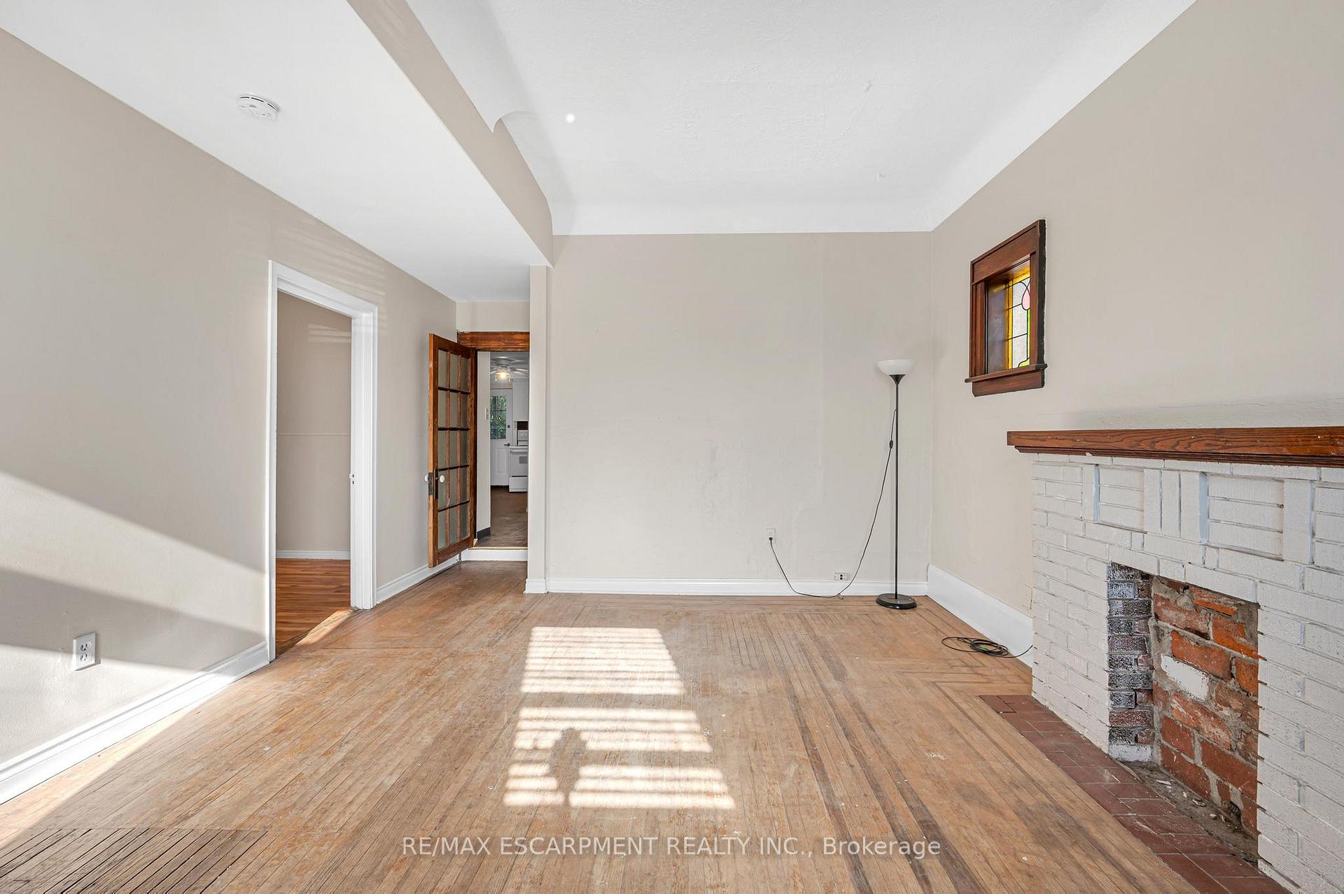 Photo 5 of 228 Duke Street, Hamilton, Kirkendall — HOMEH