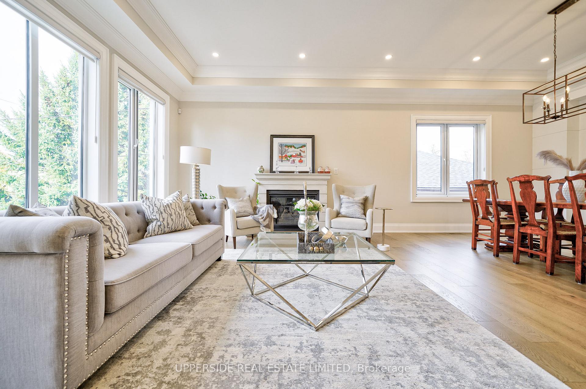 Photo 4 of 55 Lynnhaven Street, Toronto, Englemount-Lawrence — HOMEH