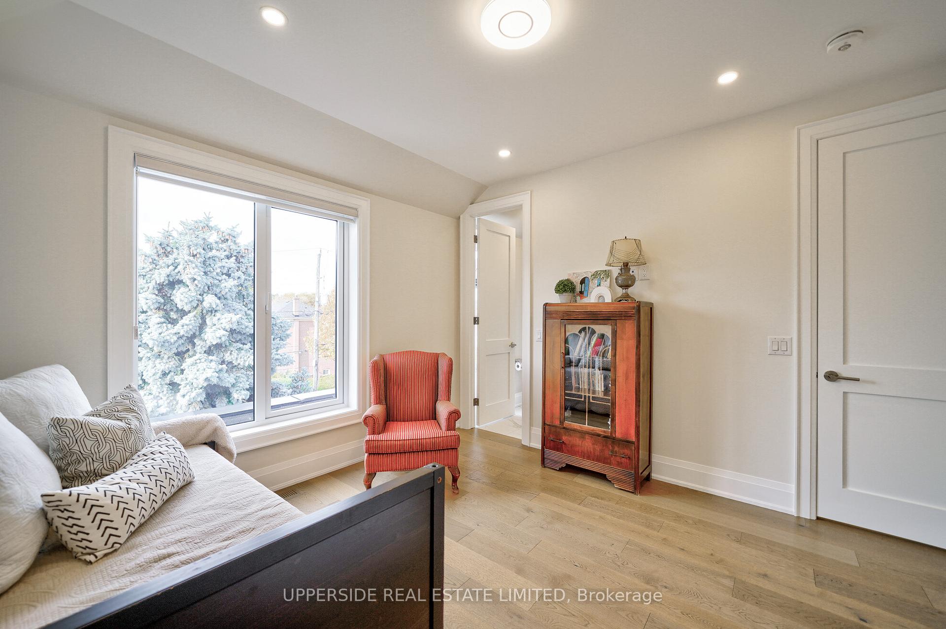 Photo 18 of 55 Lynnhaven Street, Toronto, Englemount-Lawrence — HOMEH