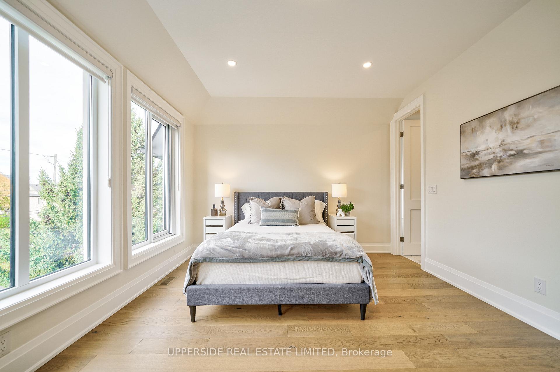 Photo 17 of 55 Lynnhaven Street, Toronto, Englemount-Lawrence — HOMEH