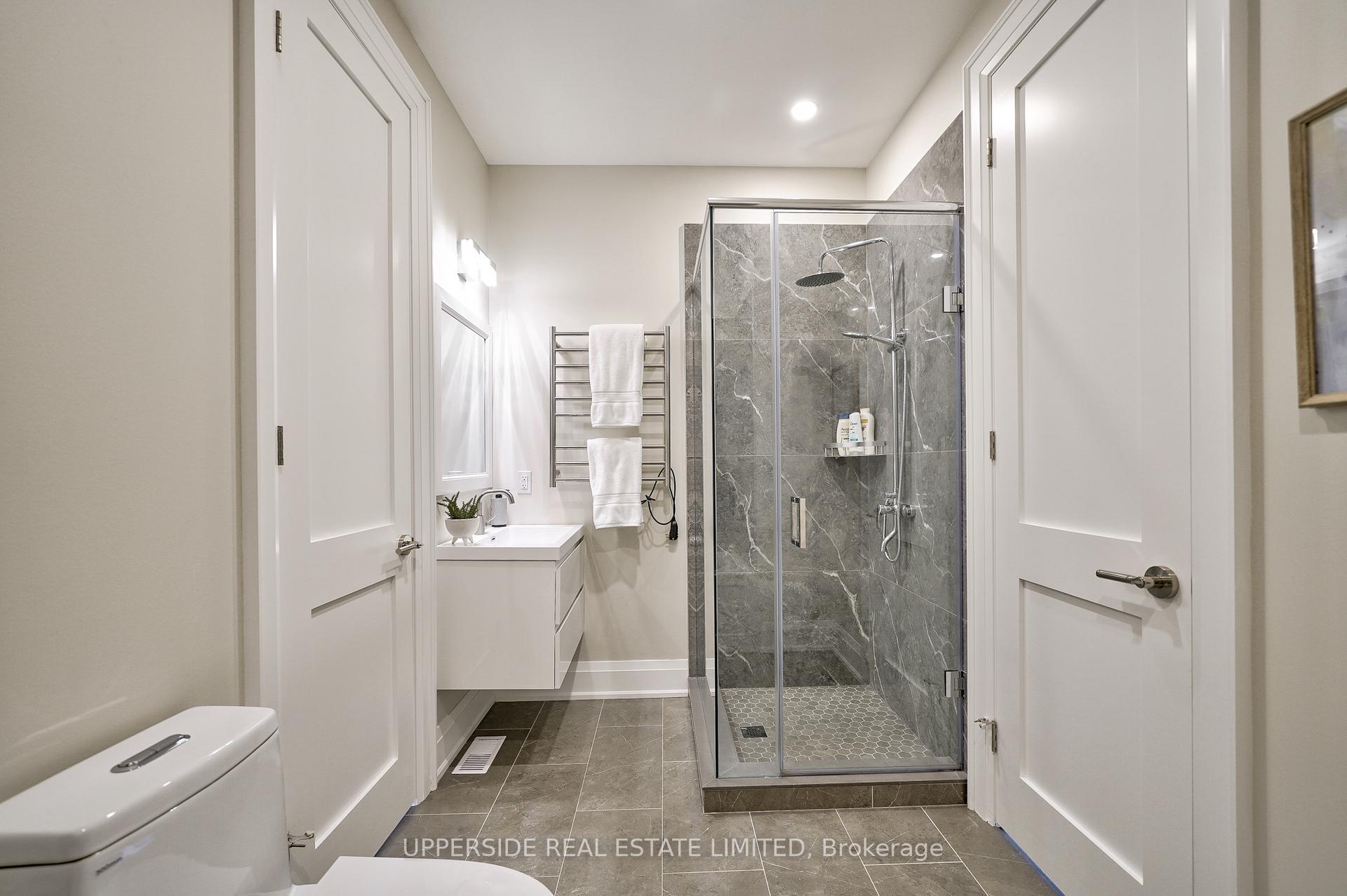 Photo 21 of 55 Lynnhaven Street, Toronto, Englemount-Lawrence — HOMEH