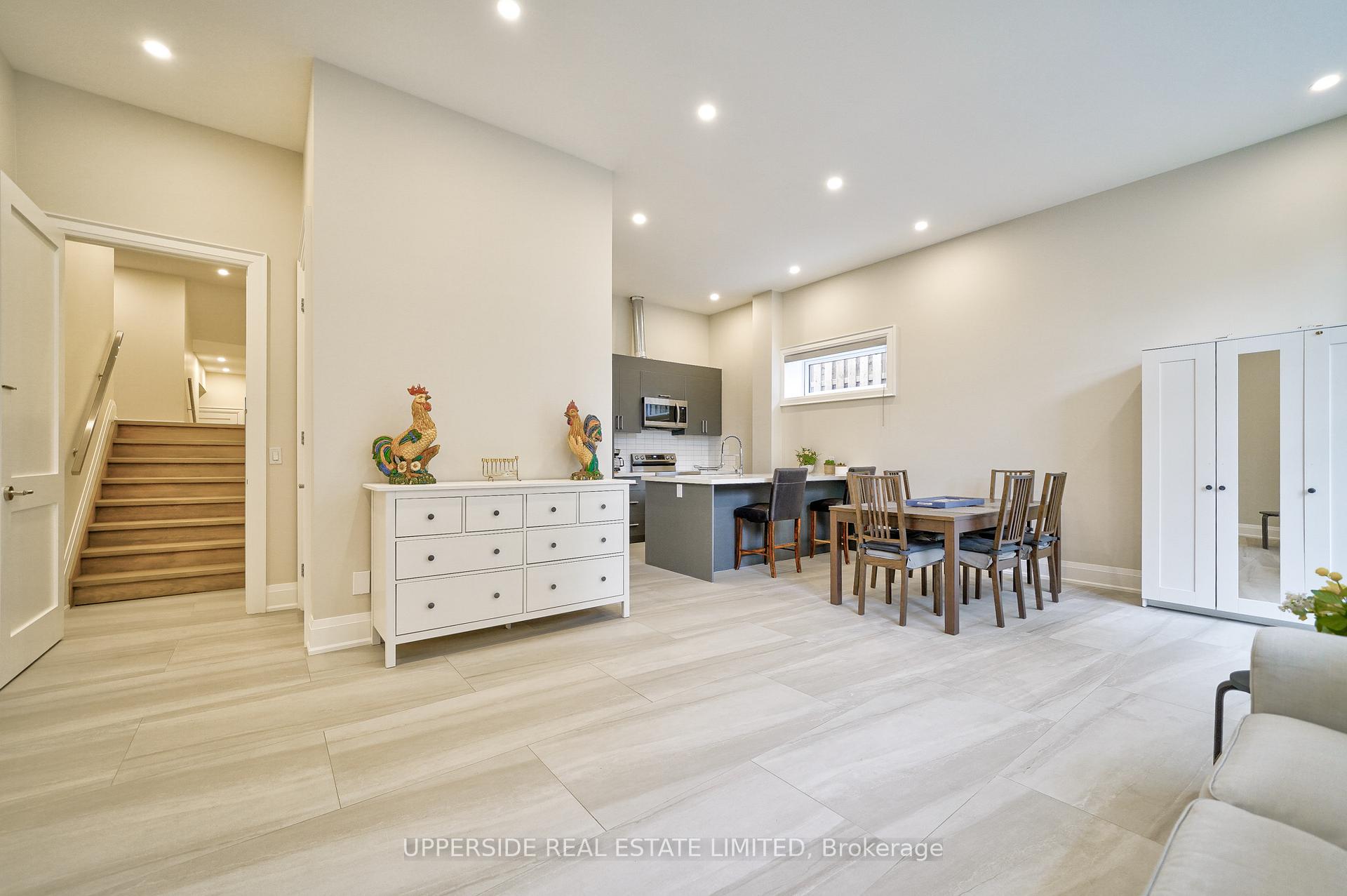 Photo 33 of 55 Lynnhaven Street, Toronto, Englemount-Lawrence — HOMEH