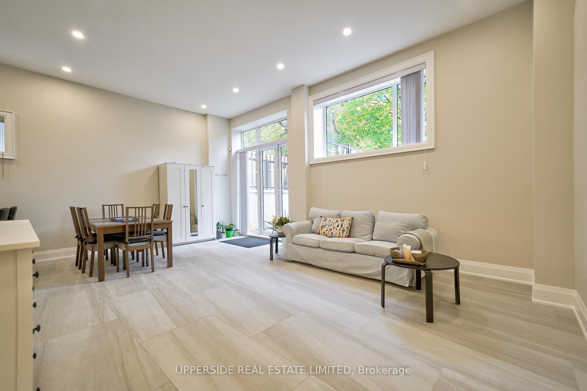 Photo 40 of 55 Lynnhaven Street, Toronto, Englemount-Lawrence — HOMEH