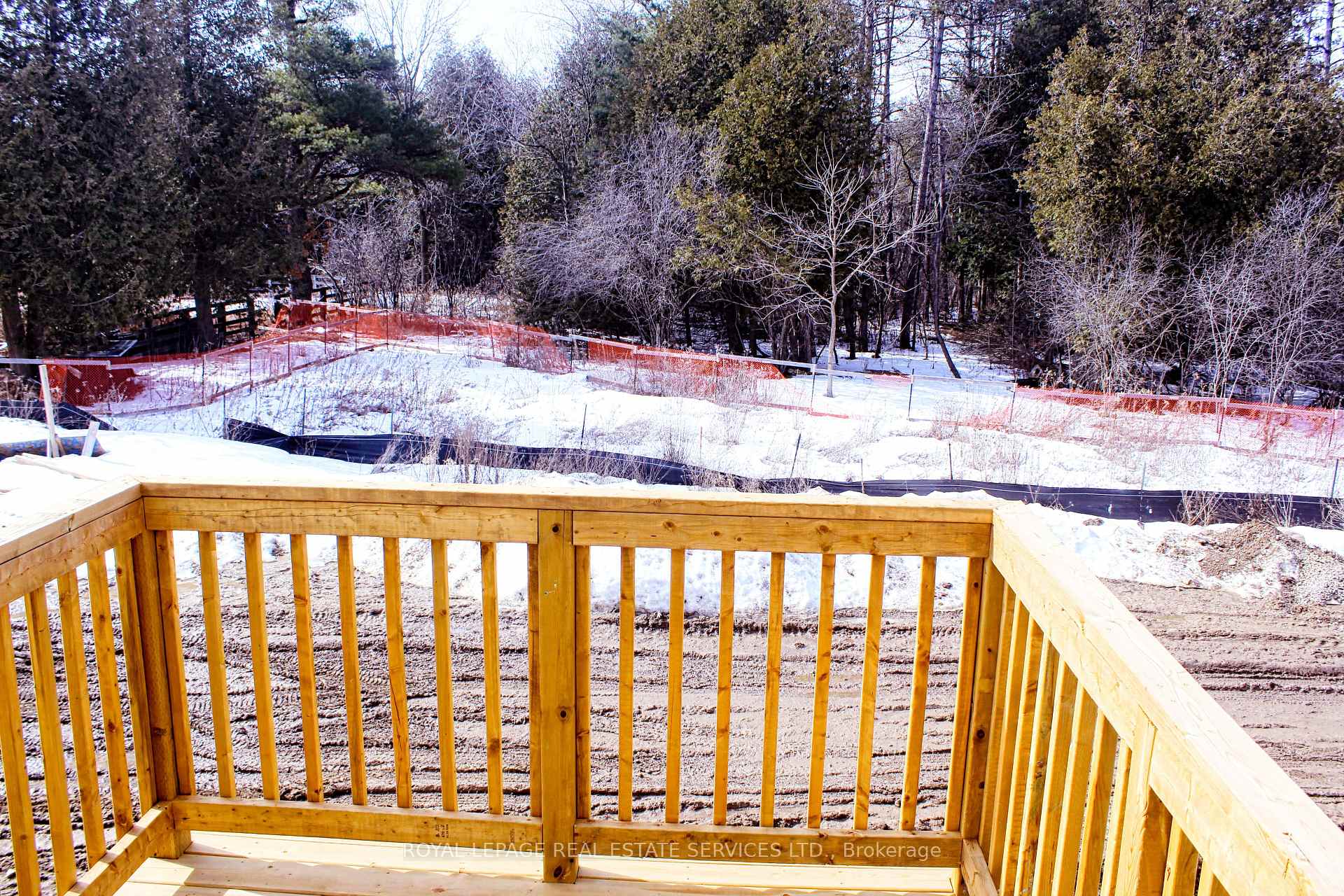 Photo 10 of 63 Arabella Drive, Guelph, Kortright East — HOMEH
