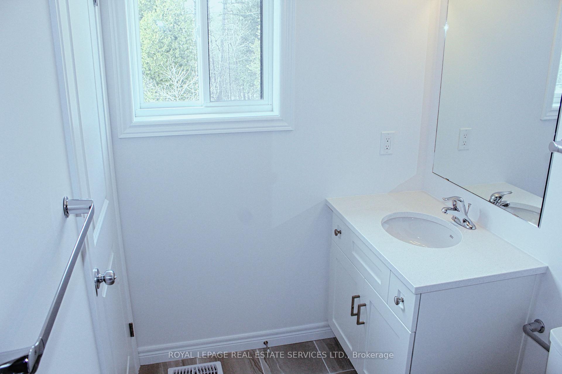 Photo 15 of 63 Arabella Drive, Guelph, Kortright East — HOMEH