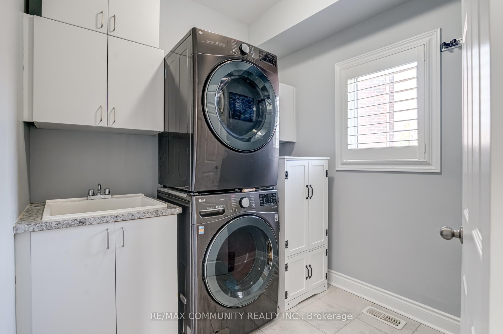 Photo 6 of 100 Leney Street, Ajax, South East — HOMEH