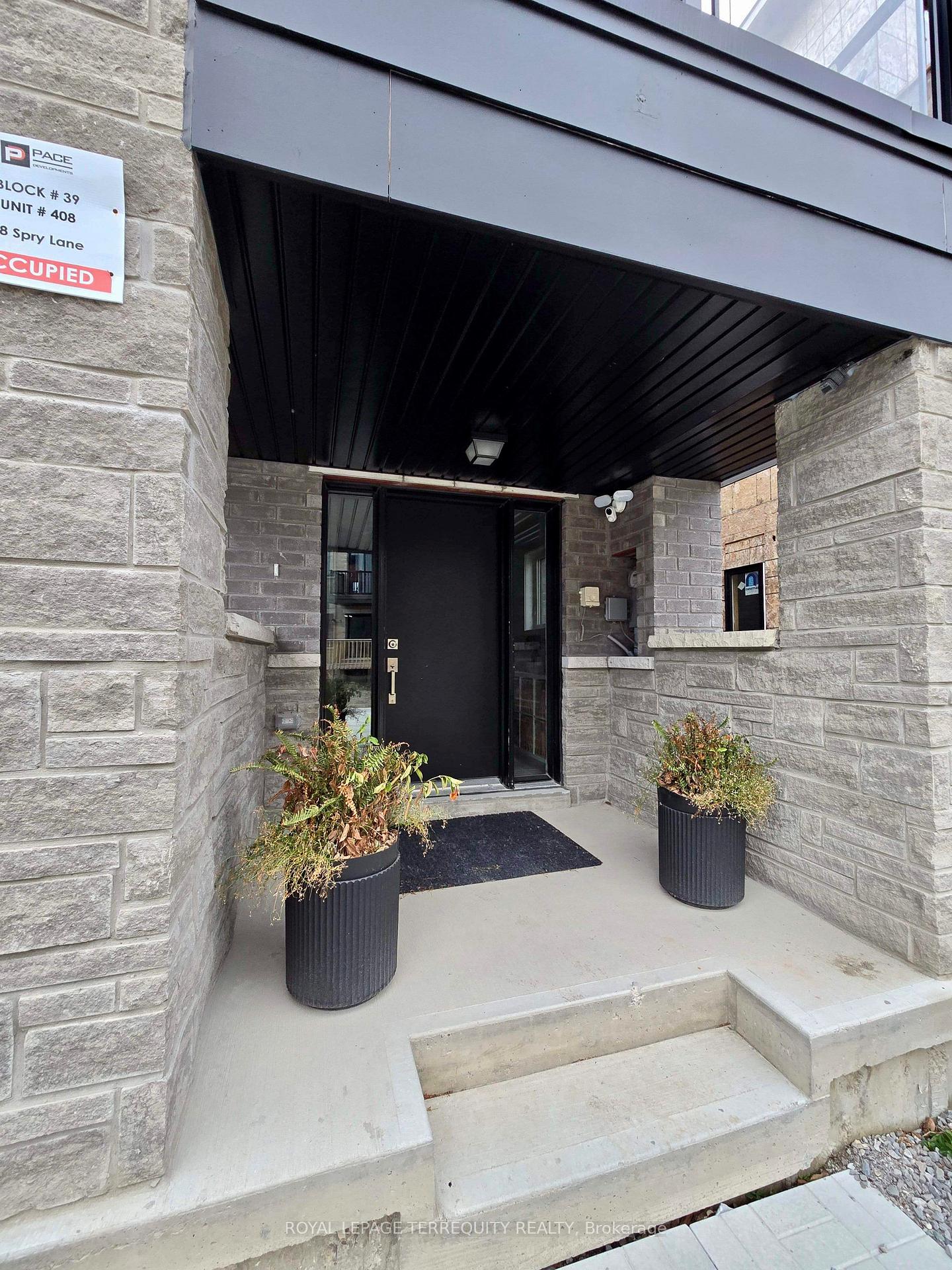 Photo 12 of 18 Spry Lane, Barrie, Innis-Shore — HOMEH