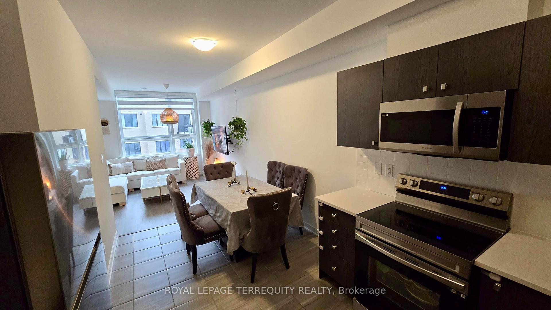 Photo 25 of 18 Spry Lane, Barrie, Innis-Shore — HOMEH