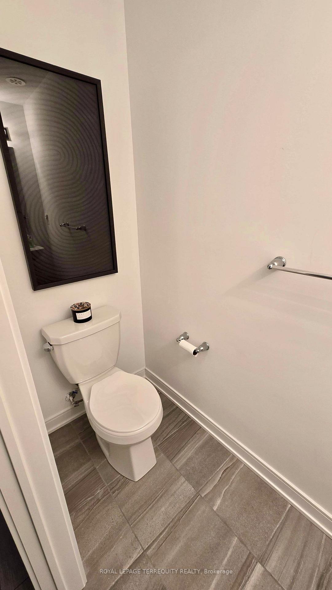 Photo 27 of 18 Spry Lane, Barrie, Innis-Shore — HOMEH