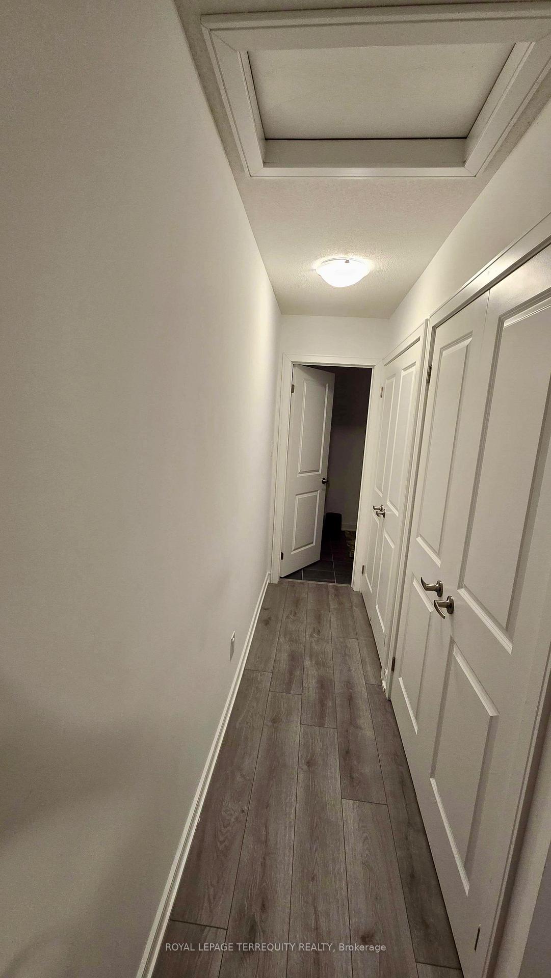 Photo 31 of 18 Spry Lane, Barrie, Innis-Shore — HOMEH