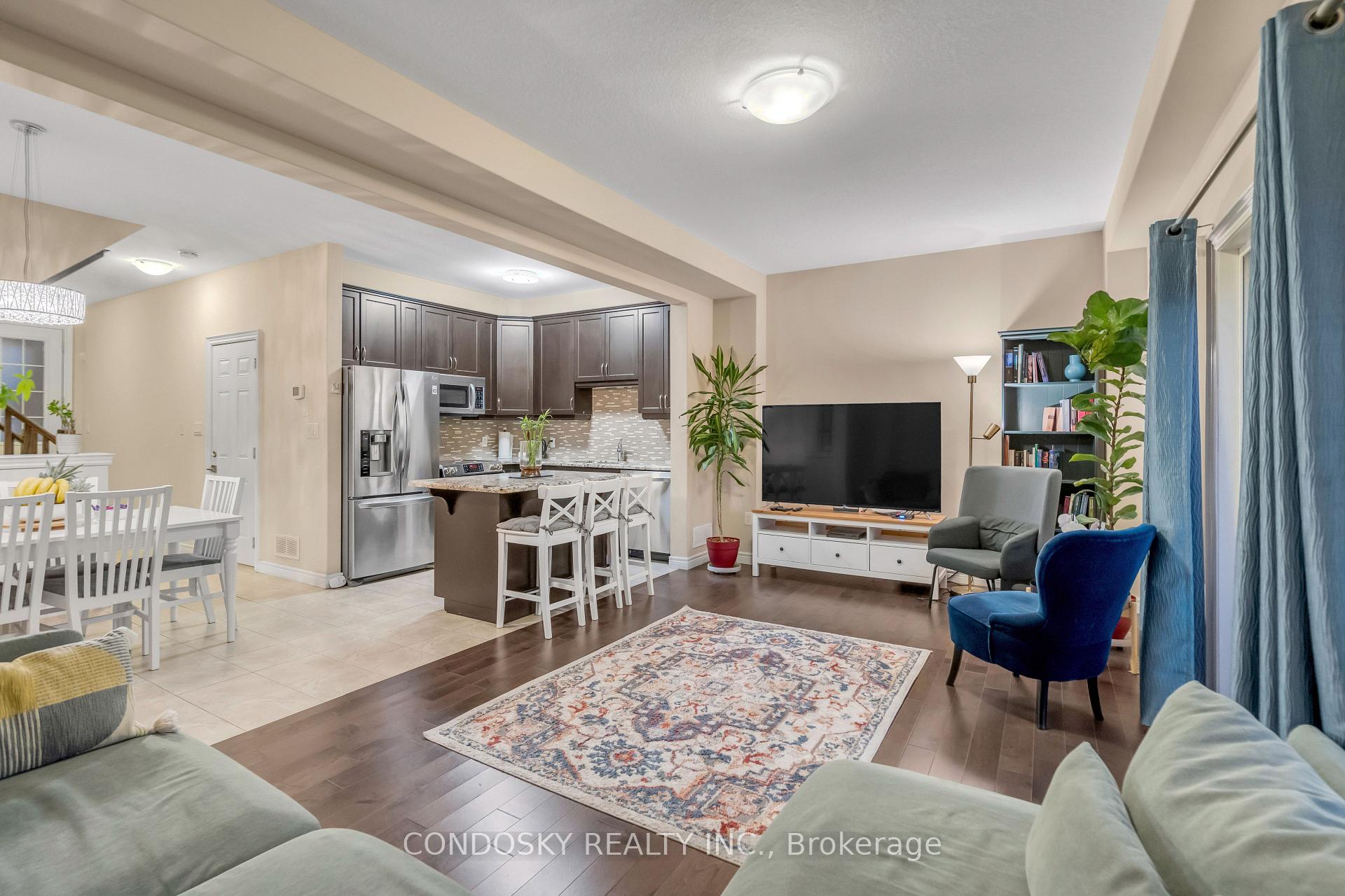 Photo 8 of 67 Sexton Crescent, Hamilton, Ancaster — HOMEH