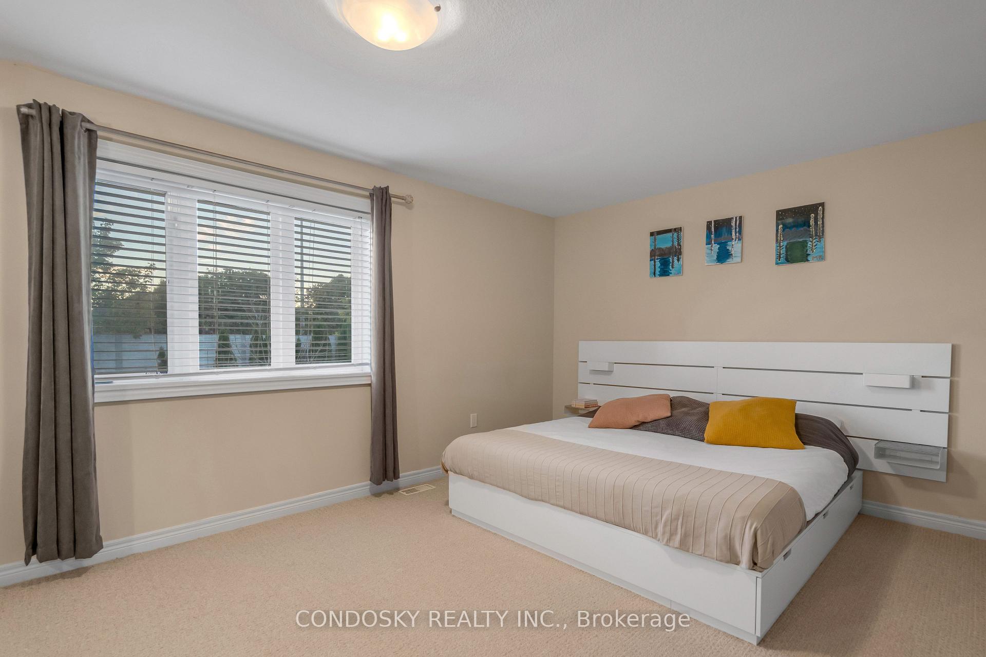 Photo 23 of 67 Sexton Crescent, Hamilton, Ancaster — HOMEH