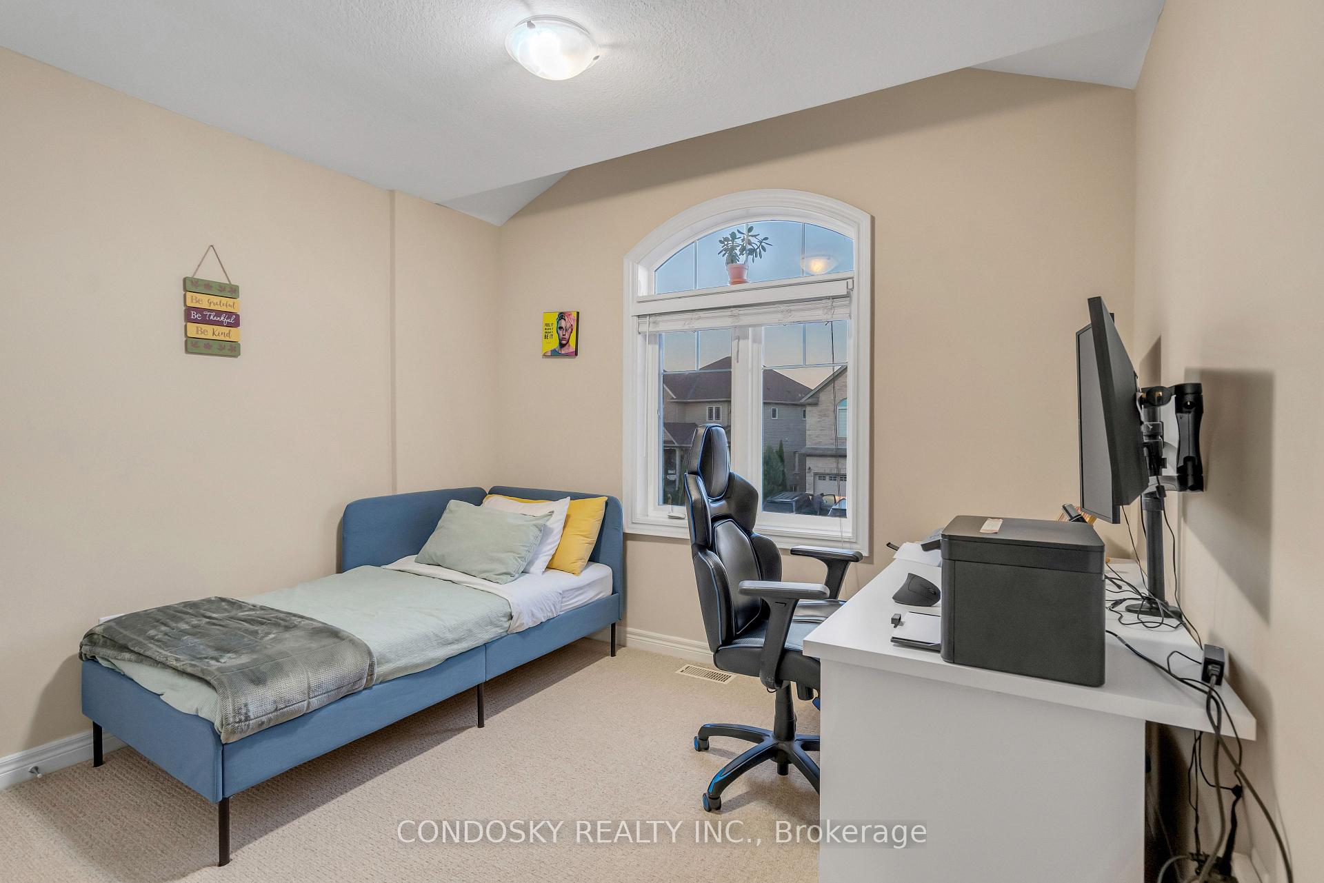 Photo 20 of 67 Sexton Crescent, Hamilton, Ancaster — HOMEH