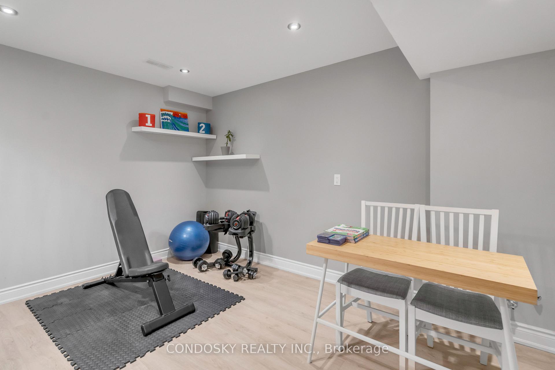Photo 24 of 67 Sexton Crescent, Hamilton, Ancaster — HOMEH