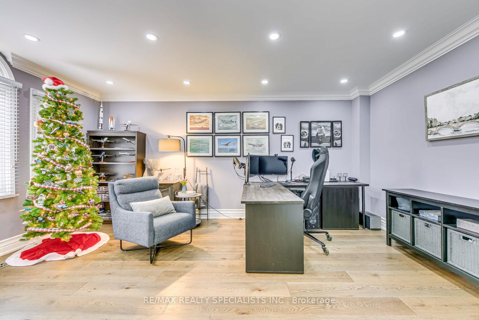 Photo 7 of 25 Inder Heights Drive, Brampton, Snelgrove — HOMEH