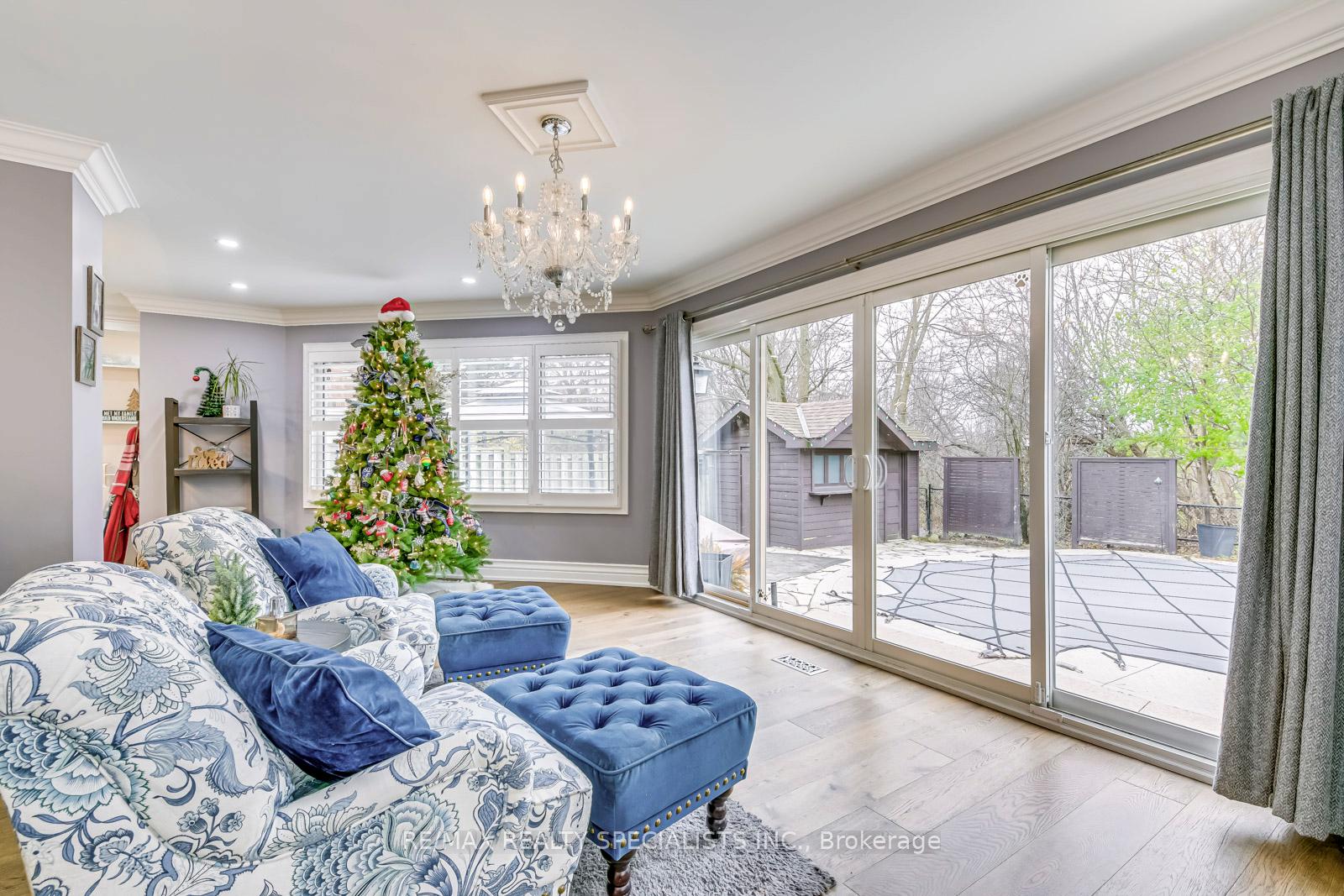 Photo 10 of 25 Inder Heights Drive, Brampton, Snelgrove — HOMEH