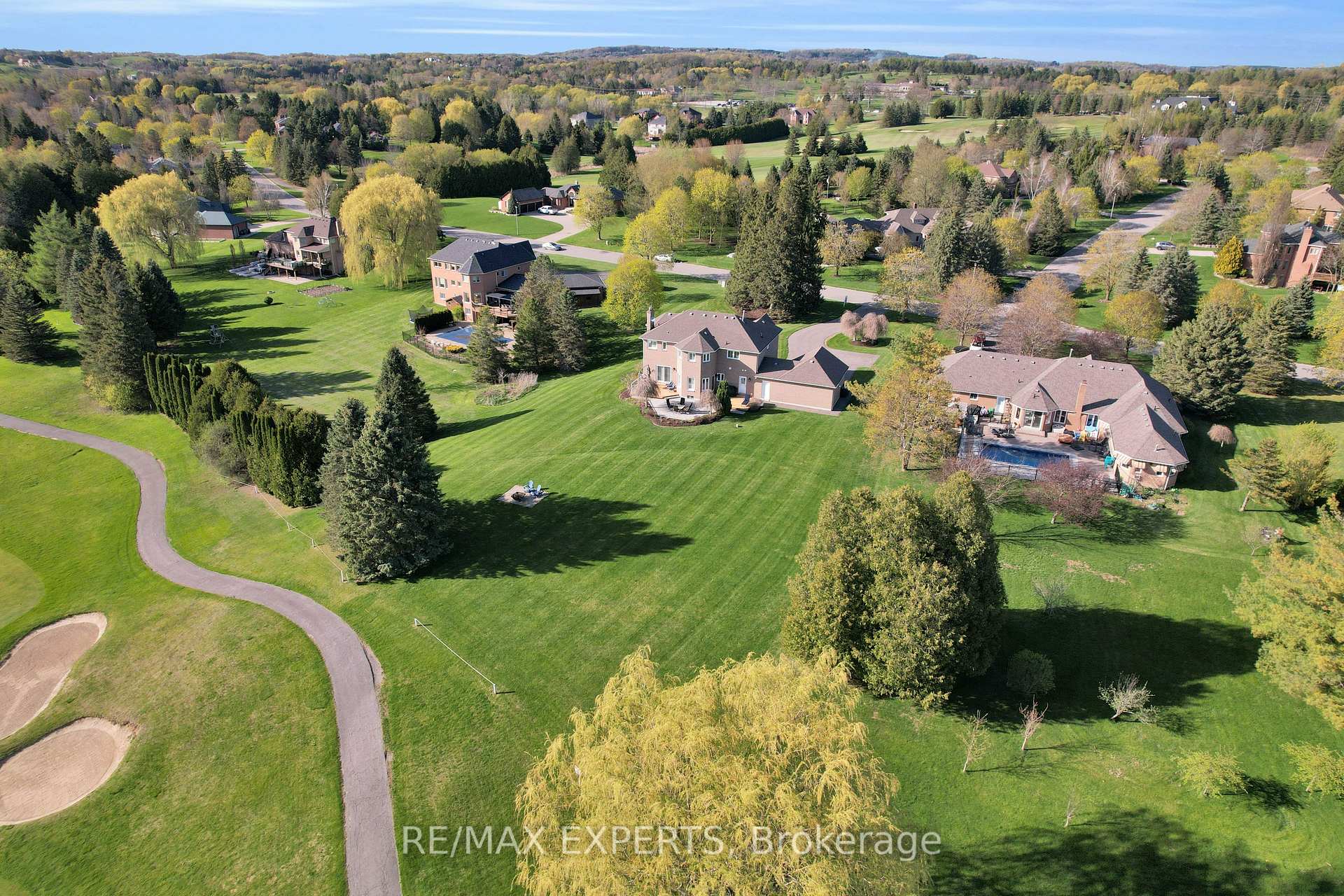 Photo 4 of 37 Mccauley Drive, Caledon, Rural Caledon — HOMEH