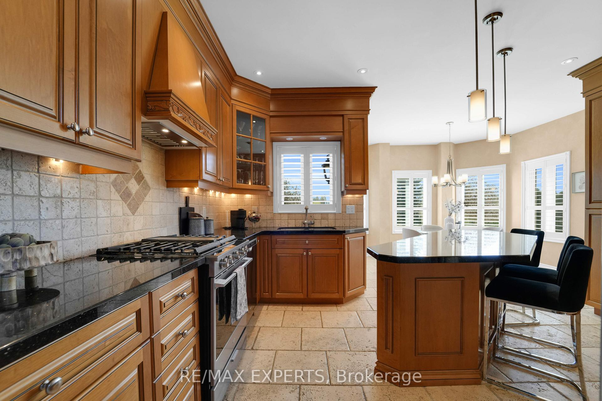 Photo 10 of 37 Mccauley Drive, Caledon, Rural Caledon — HOMEH