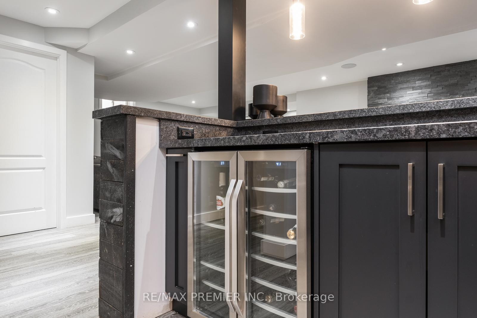 Photo 25 of 175 Trudeau Drive, Vaughan, Vellore Village — HOMEH