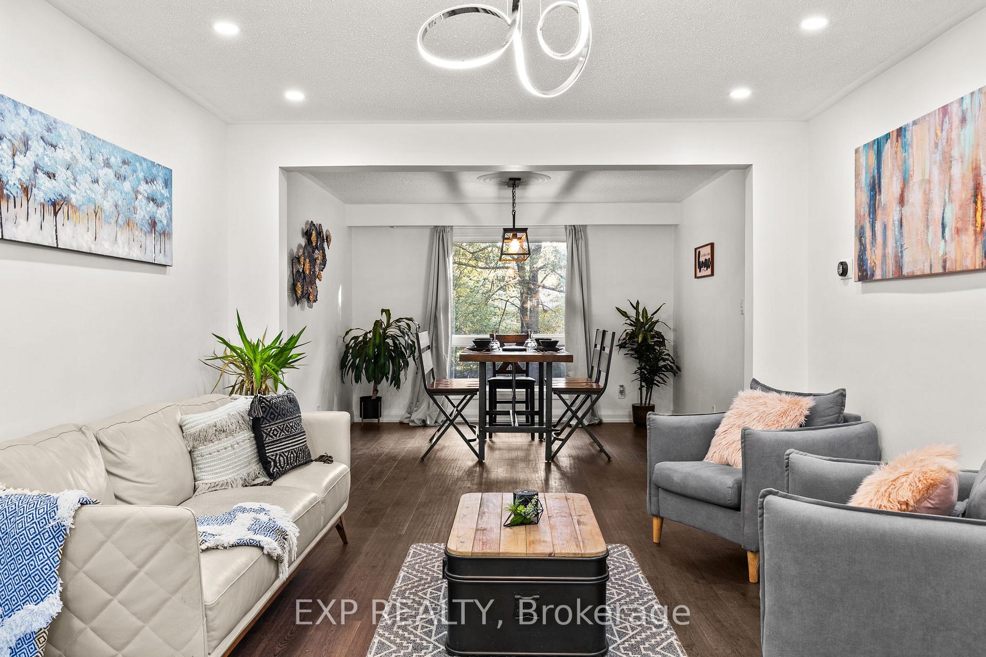 Photo 3 of 35 Pooles Road, Springwater, Midhurst — HOMEH