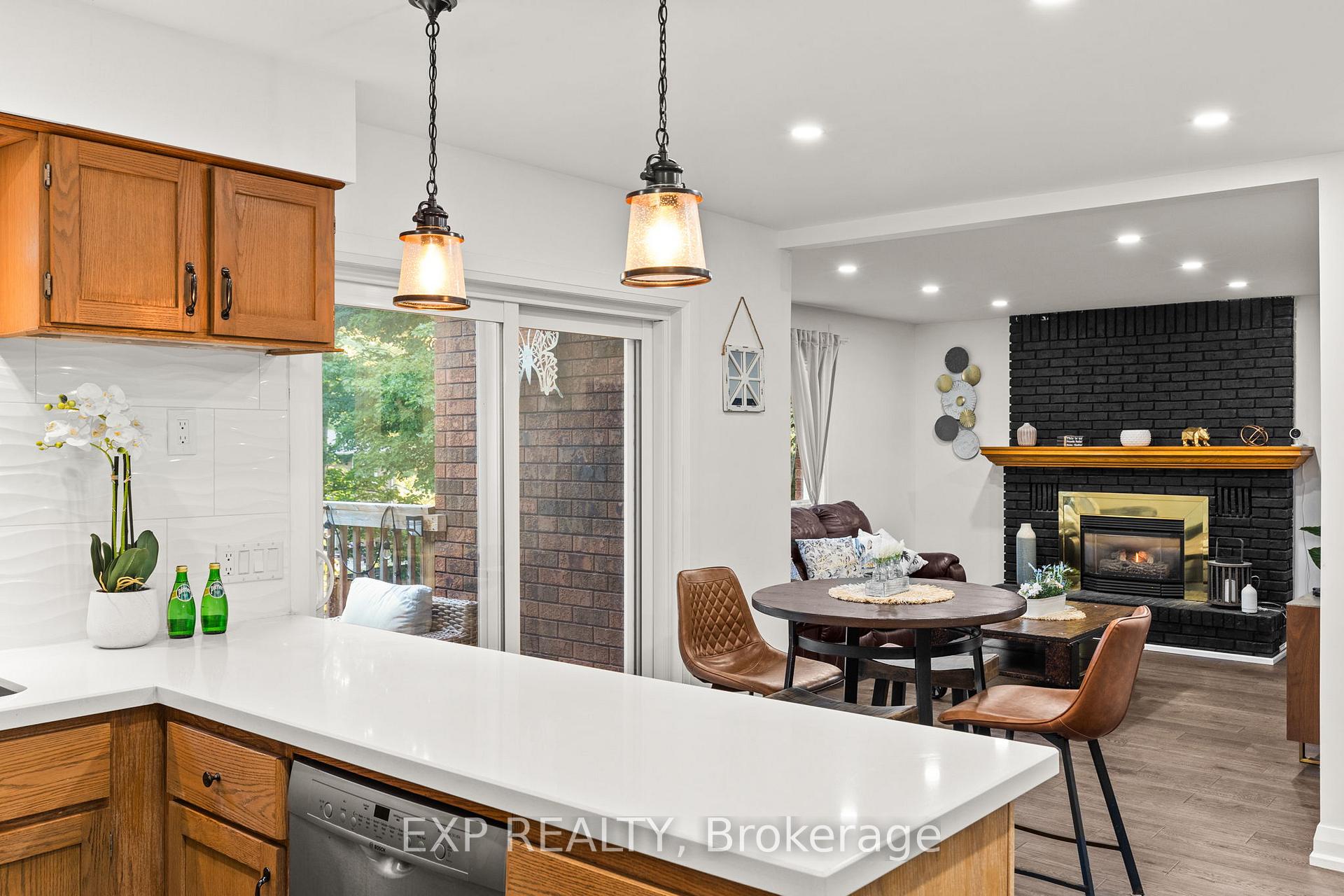 Photo 38 of 35 Pooles Road, Springwater, Midhurst — HOMEH